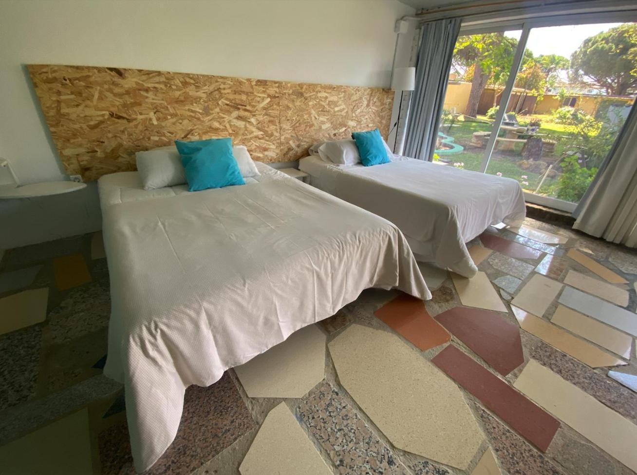 Jacaranda Homestay Cadiz